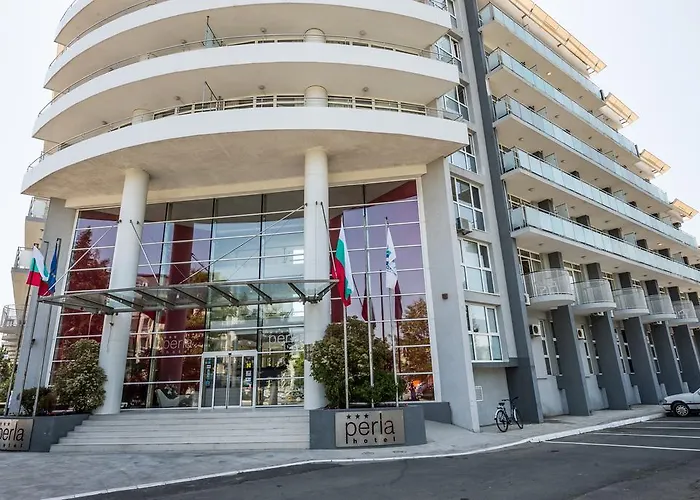 Perla فندق 3*