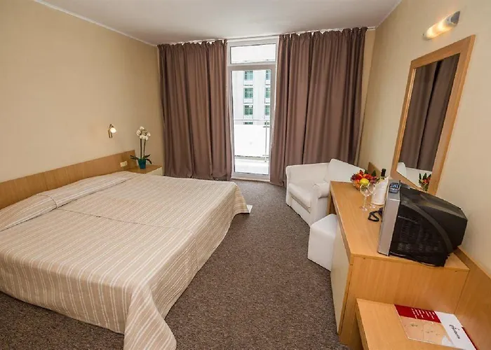 Hotell Perla Slăntjev Brjag