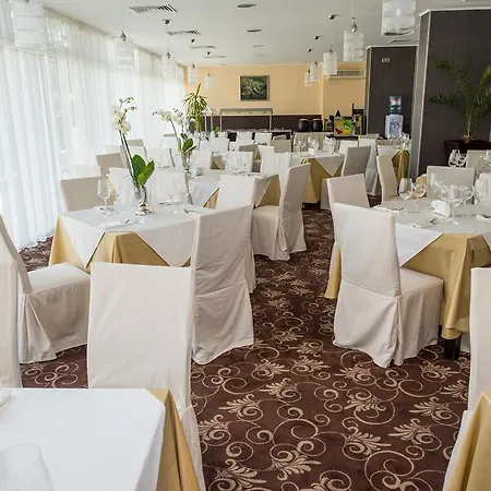 Hotel Perla Słoneczny Brzeg